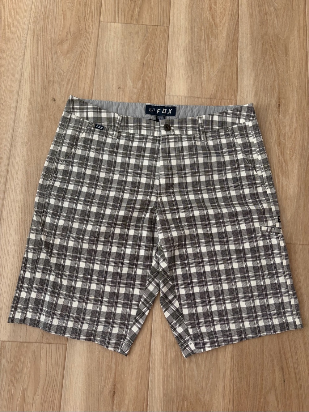 Fox Men's Gray and White Plaid Cargo Shorts